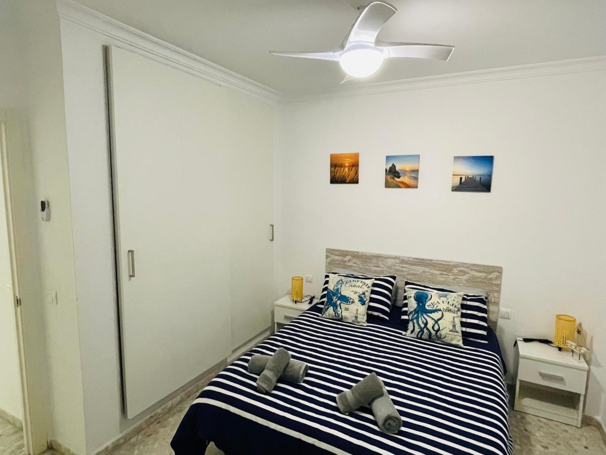 Apartamento Conil Playa & Centrico, Con Aire Acond Y Wifi -Solo Familias Y Parejas- 콘일데라프론테라 외부 사진