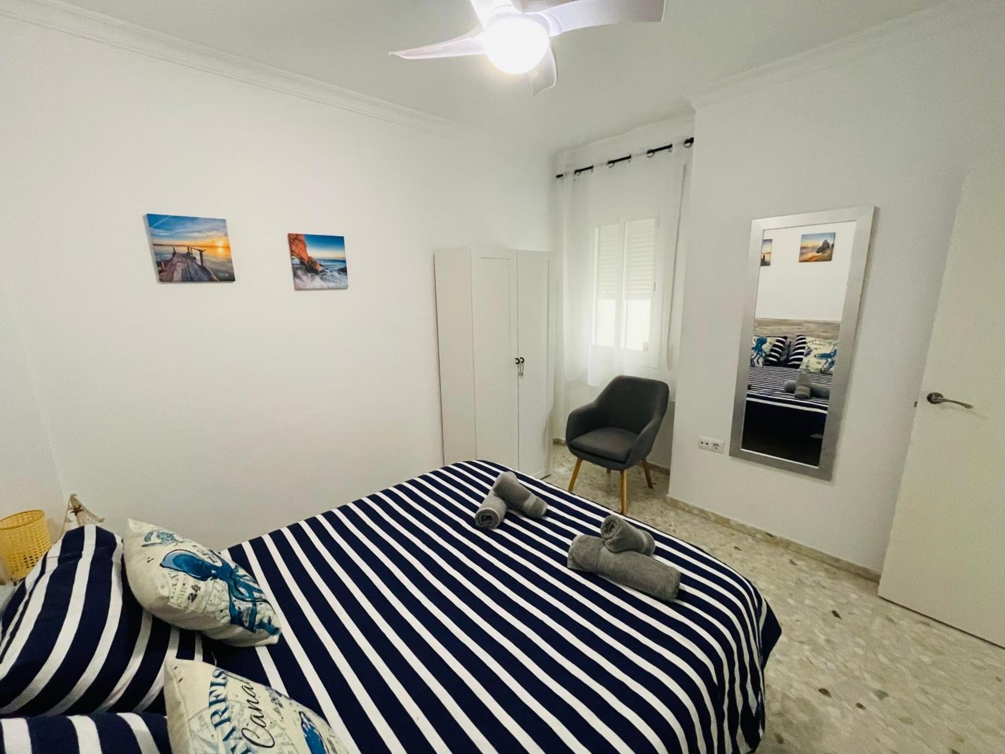 Apartamento Conil Playa & Centrico, Con Aire Acond Y Wifi -Solo Familias Y Parejas- 콘일데라프론테라 외부 사진